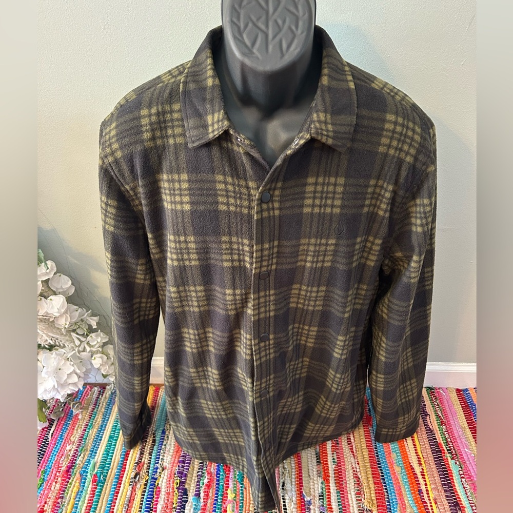 NEW Volcom Plaid Flannel Jacket Windbreaker Lined Green Large